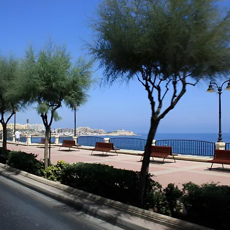 Sliemas Finest Fresh And Stylish Apartamento