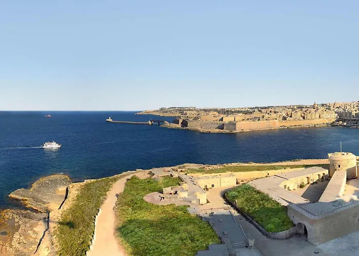 Sliemas Finest Fresh And Stylish Apartament