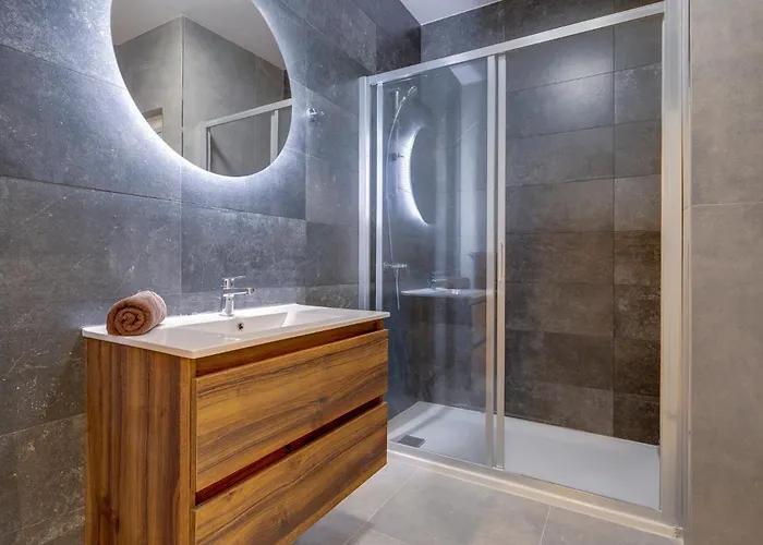 Sliemas Finest Fresh And Stylish Apartament Sliema